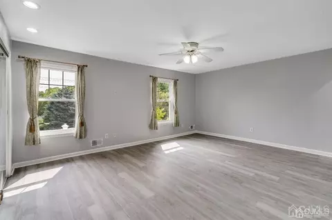 111 Pendleton Pl, Old Bridge, NJ 08857 photo 16