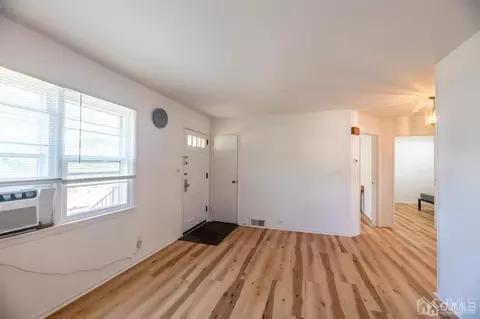 5 Pelham Ave, Edison, NJ 08817 photo 5