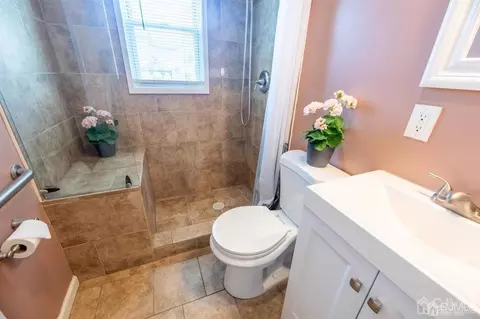 5 Pelham Ave, Edison, NJ 08817 photo 21