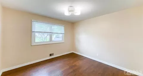 54 Morgan Dr, Edison, NJ 08817 photo 7