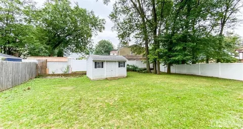 54 Morgan Dr, Edison, NJ 08817 photo 12