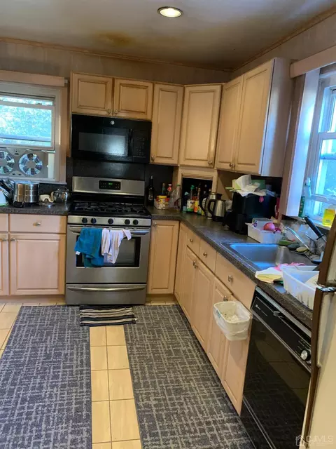 85 Gaskill Ave, Edison, NJ 08817 photo 5