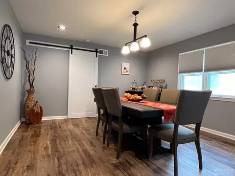 4 Crescent Rd, Edison, NJ 08817 photo 11