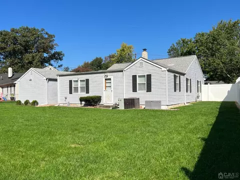 4 Crescent Rd, Edison, NJ 08817 photo 23