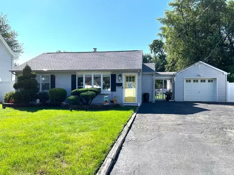 4 Crescent Rd, Edison, NJ 08817 photo 1