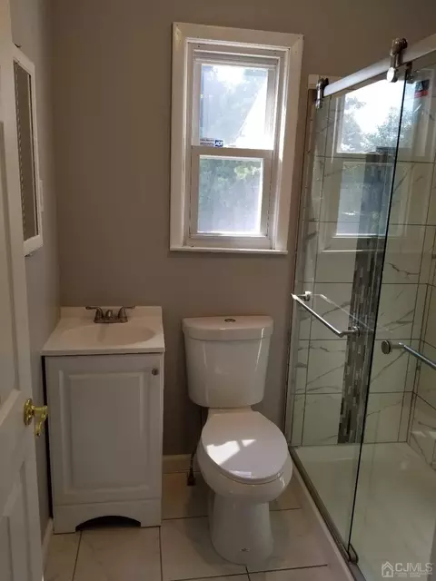 2 Anne St, Middlesex, NJ 08846 photo 13