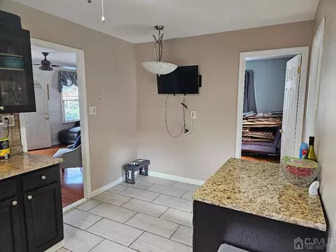 2 Anne St, Middlesex, NJ 08846 photo 11