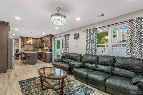 2 Thatcher Ct, Edison, NJ 08820 photo 20