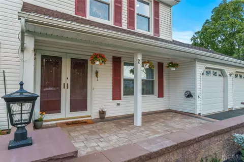 2 Thatcher Ct, Edison, NJ 08820 photo 7
