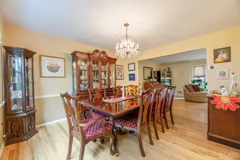 8 Meredith Rd, Edison, NJ 08817 photo 10
