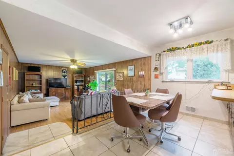 8 Meredith Rd, Edison, NJ 08817 photo 14