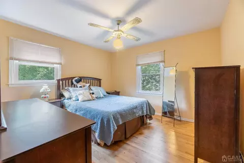 8 Meredith Rd, Edison, NJ 08817 photo 23