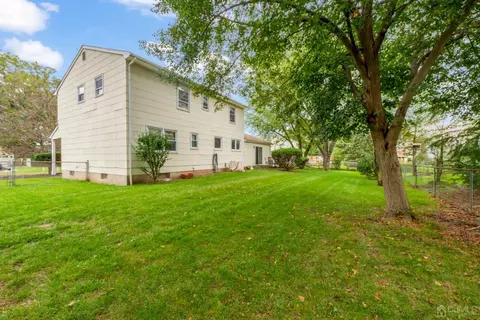 8 Meredith Rd, Edison, NJ 08817 photo 36