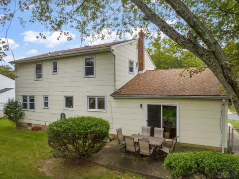 8 Meredith Rd, Edison, NJ 08817 photo 35