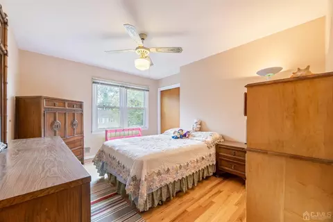 8 Meredith Rd, Edison, NJ 08817 photo 24