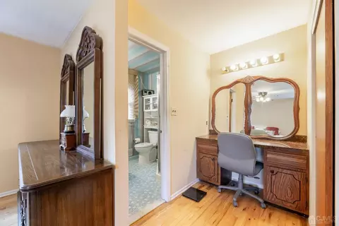 8 Meredith Rd, Edison, NJ 08817 photo 21