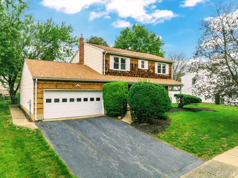 8 Meredith Rd, Edison, NJ 08817 photo 1