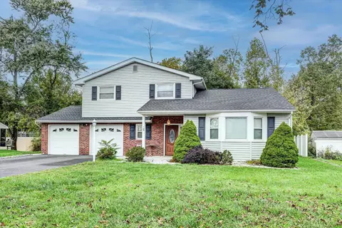 5 Weiss Dr, Middlesex, NJ 08846 photo 18