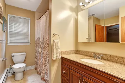 5 Weiss Dr, Middlesex, NJ 08846 photo 13