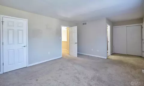 30 Matthew Dr, Ewing, NJ 08628 photo 16