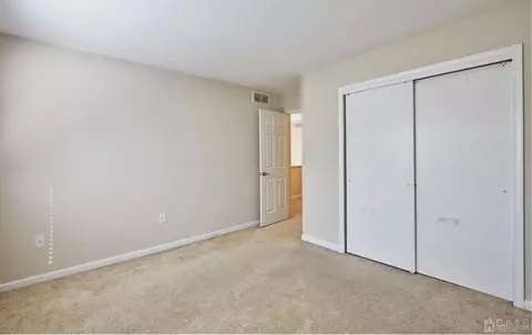 30 Matthew Dr, Ewing, NJ 08628 photo 20