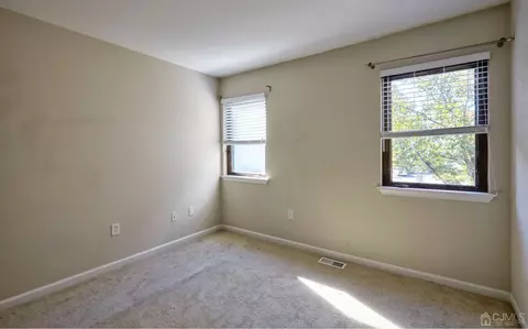 30 Matthew Dr, Ewing, NJ 08628 photo 23
