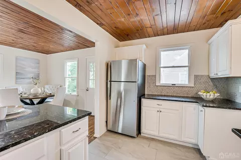 99 Old Post Rd, Edison, NJ 08817 photo 19