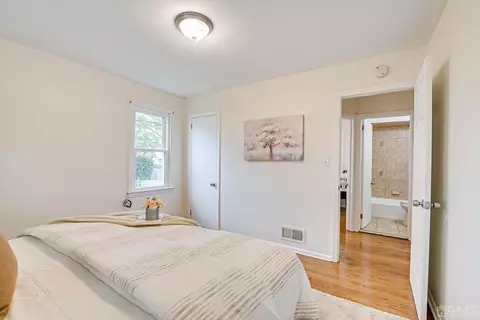 99 Old Post Rd, Edison, NJ 08817 photo 21