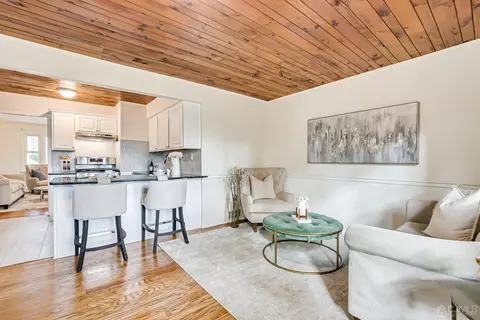 99 Old Post Rd, Edison, NJ 08817 photo 15