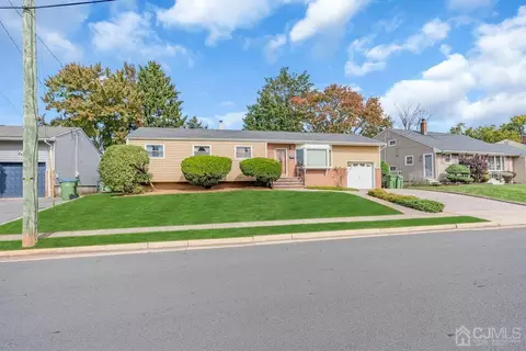 13 Eardley Rd, Edison, NJ 08817 photo 2