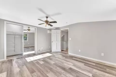 193 Old Rd, Sewaren, NJ 07077 photo 12