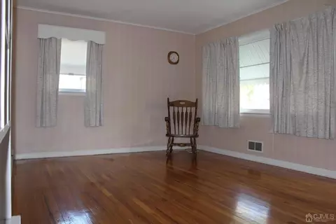23 Albert Dr, Sayreville, NJ 08859 photo 17