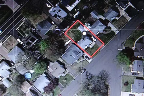 23 Albert Dr, Sayreville, NJ 08859 photo 2