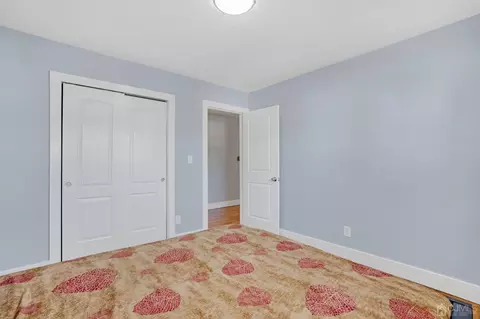 101 Calvert Ave E, Edison, NJ 08820 photo 27