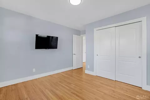 101 Calvert Ave E, Edison, NJ 08820 photo 23