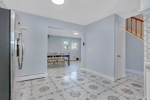 101 Calvert Ave E, Edison, NJ 08820 photo 11