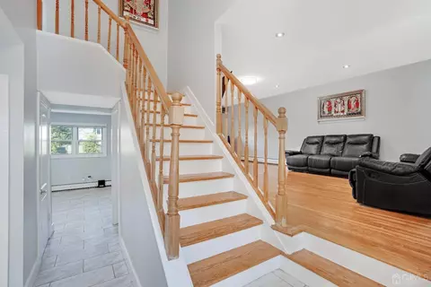 101 Calvert Ave E, Edison, NJ 08820 photo 6
