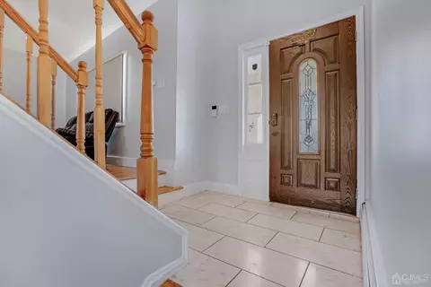101 Calvert Ave E, Edison, NJ 08820 photo 5