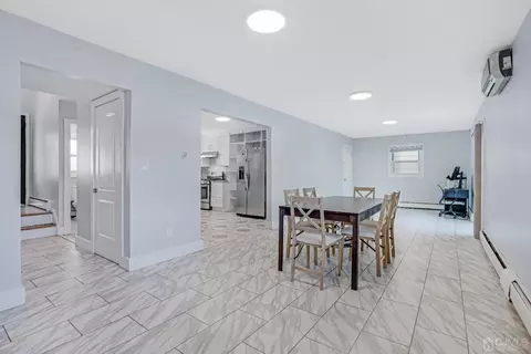101 Calvert Ave E, Edison, NJ 08820 photo 15