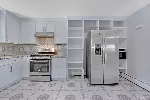 101 Calvert Ave E, Edison, NJ 08820 photo 13