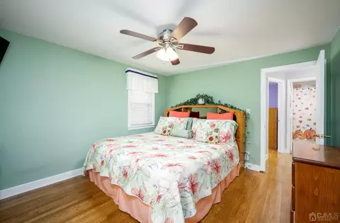 102 Macarthur Dr, Edison, NJ 08837 photo 18