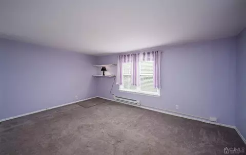 102 Macarthur Dr, Edison, NJ 08837 photo 22