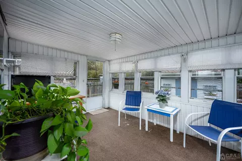 102 Macarthur Dr, Edison, NJ 08837 photo 15