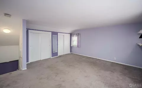 102 Macarthur Dr, Edison, NJ 08837 photo 21