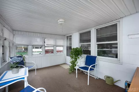 102 Macarthur Dr, Edison, NJ 08837 photo 16