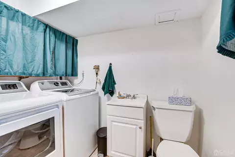 28 Meyer Rd, Edison, NJ 08817 photo 15