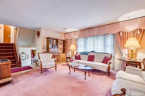 28 Meyer Rd, Edison, NJ 08817 photo 17
