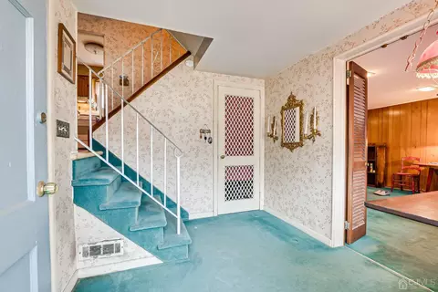 28 Meyer Rd, Edison, NJ 08817 photo 11