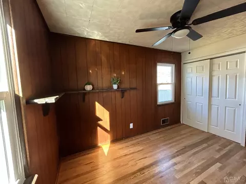 417 Giles Ave, Middlesex, NJ 08846 photo 10