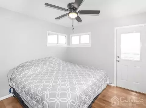 400 Clinton Ave, Middlesex, NJ 08846 photo 10